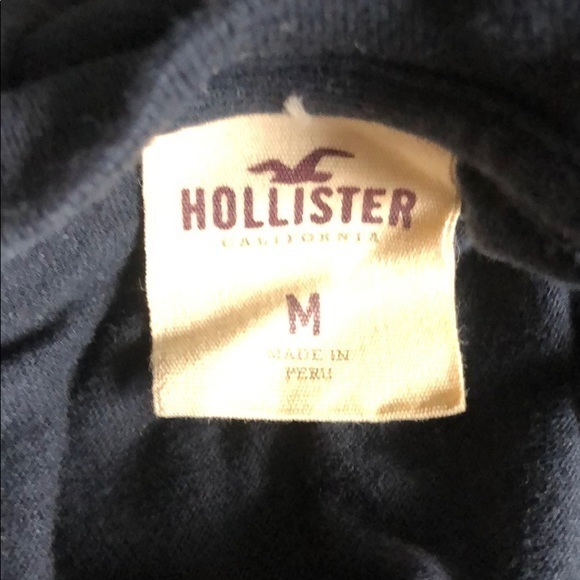 Hollister Heart Shirt Size M - Picture 2 of 2